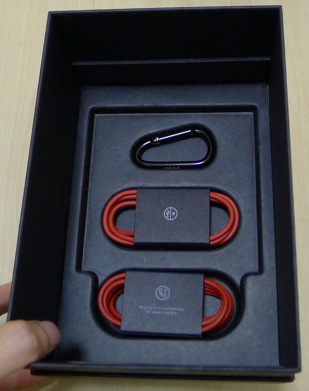 audiosplitz: Beats Solo 2 Wireless - Top Notch Design