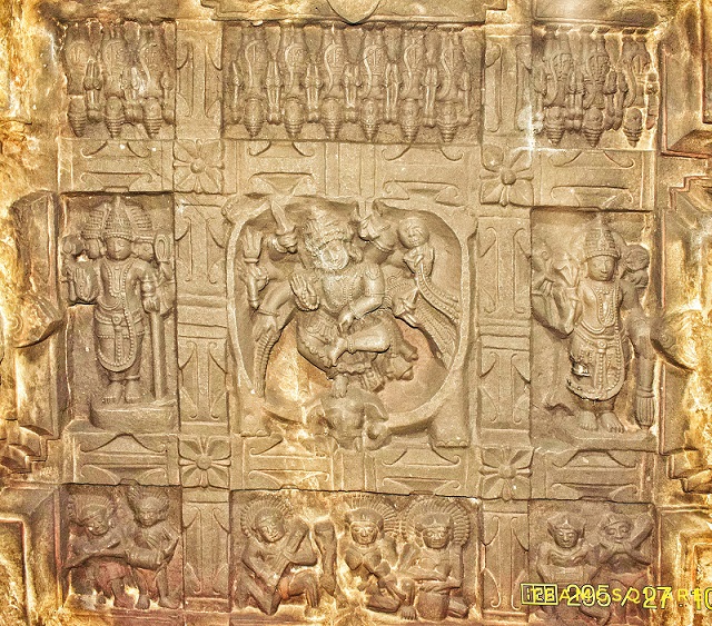 Central Ceiling with Gajasurasamhara murti Central Ceiling with Gajasurasamhara murti