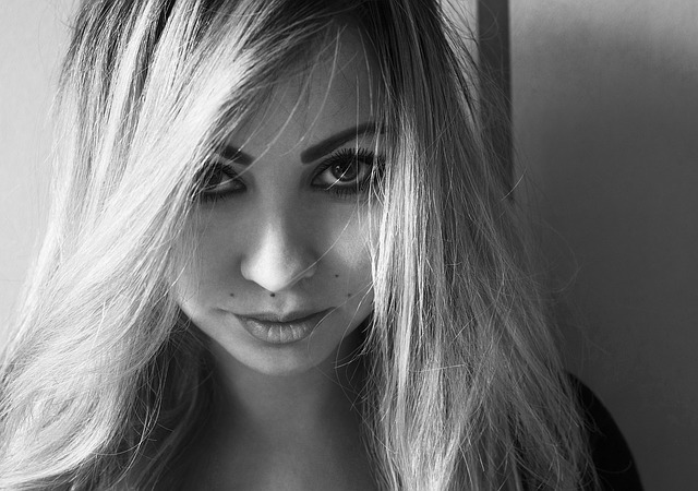 Can White Hair Turn Black Again بالوں کو کالا کرنے کا قدرتی