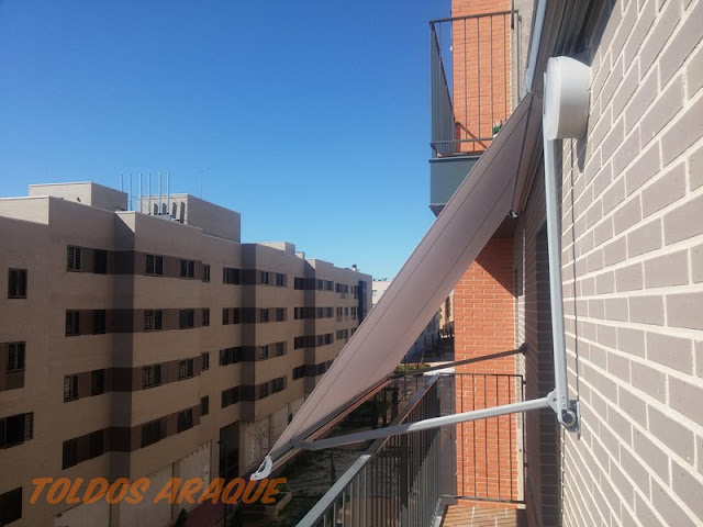 Instalación de 4 toldos portada de cofre en Getafe - Madrid. Toldo%2BPortada%2BCofre%2BGetafe%2B %2BMadrid%2B%25284%2529