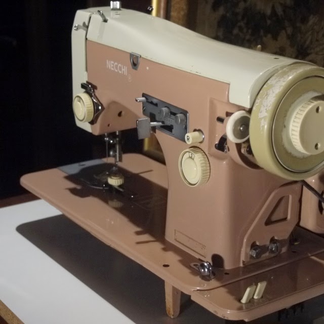 Tight Acres Necchi Lelia 513