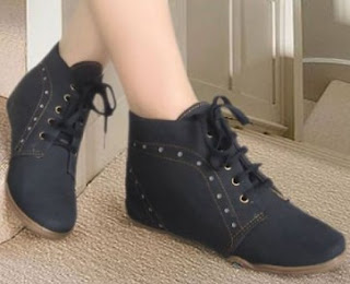 Sepatu Boot Flat Wanita Terbaru Gambar Sepatu Flat Wanita Yang Cocok Dengan Gaya Masa Kini