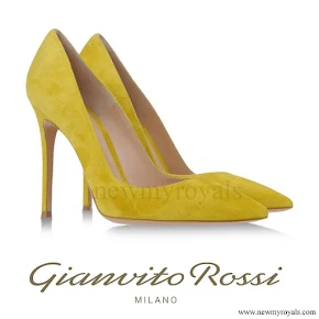 Crown Princess Mary wore Gianvito Rossi Pumps in Yellow