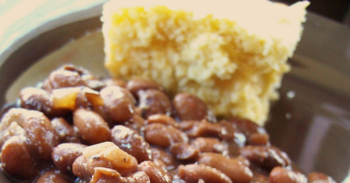 The Foodie RD: Pinto Beans and Cheesy Cornbread