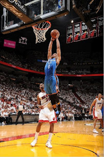 Russel Westbrook(OKC) dunk with power, El Cubano