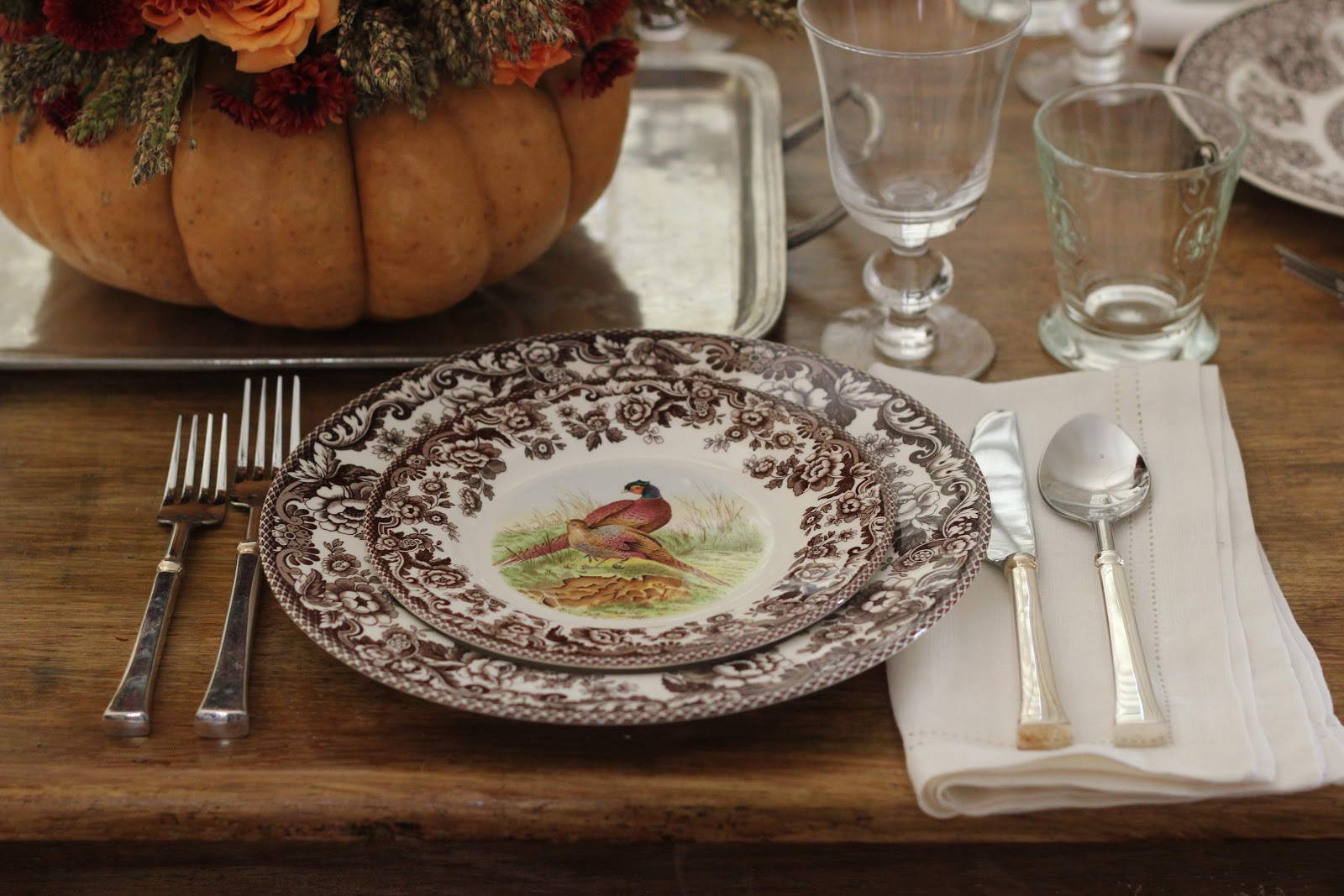 Jenny Steffens Hobick: Thanksgiving Table Setting | DIY Flower Pumpkin ...