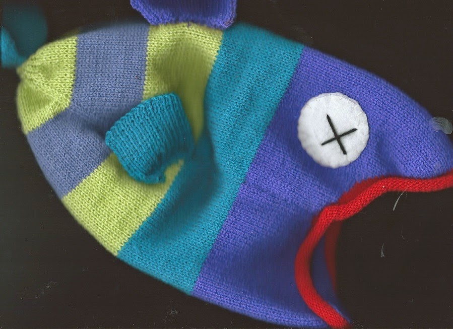 Marzipanknits: Machine Knit Dead Fish Hat