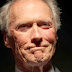 Clint Eastwood héroe: salvó a un hombre de morir ahogado