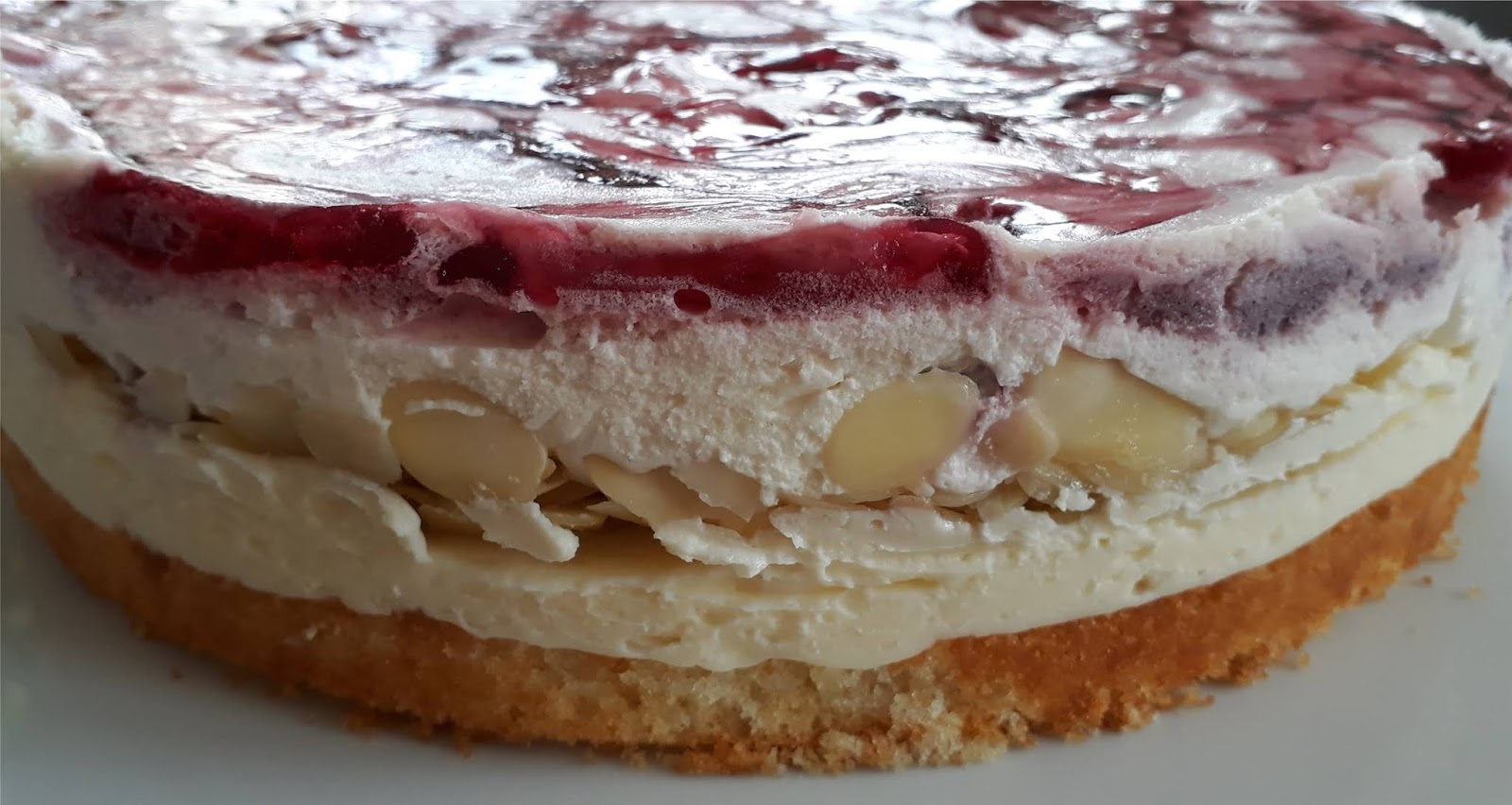 MARMORIERTE KIRSCHTORTE – Giorvy