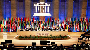 LOS NORTEAMERICANOS AGARRAN UNA "PATALETA" cuando en la Unesco han declarado a Palestina MIEMBRO DE