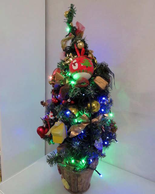 Our tiny Christmas tree, Via Borsi, Livorno