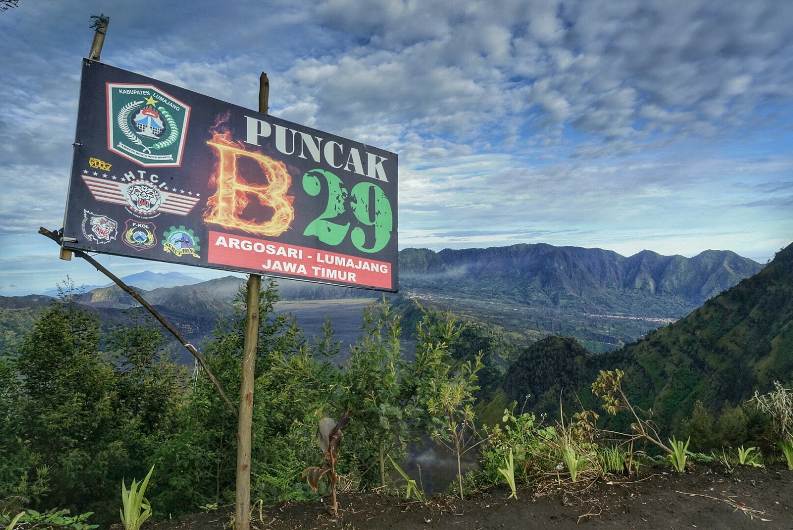 10 Fakta Wisata Puncak B29 Argosari Lumajang Jawa Timur
