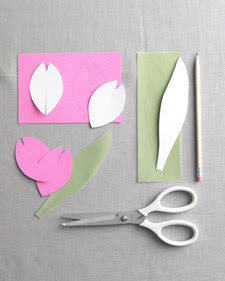 Como hacer unos tulipanes de papel ~ 