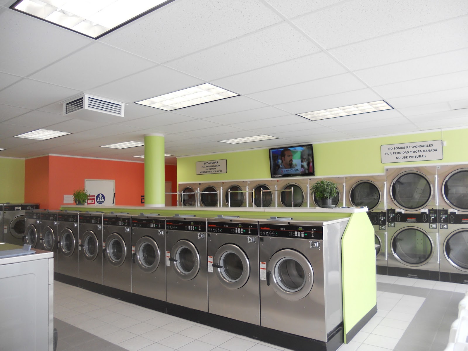 Coin operated Laundromat in Orange, Ca. Photo Gallery