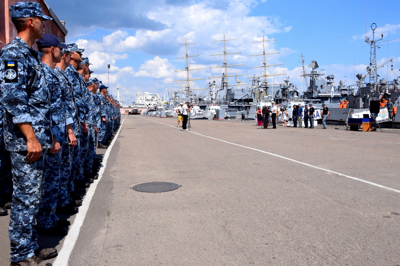 Катери ВМСУ «Нова Каховка» (А542), «Сміла» (А541) та «Чигирин» (А540)