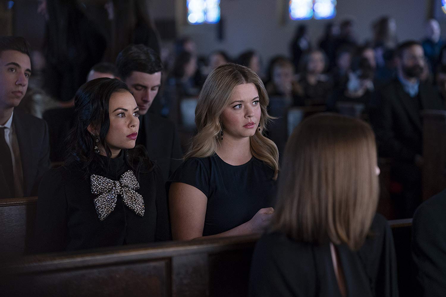 TV Review Pretty Little Liars The Perfectionists