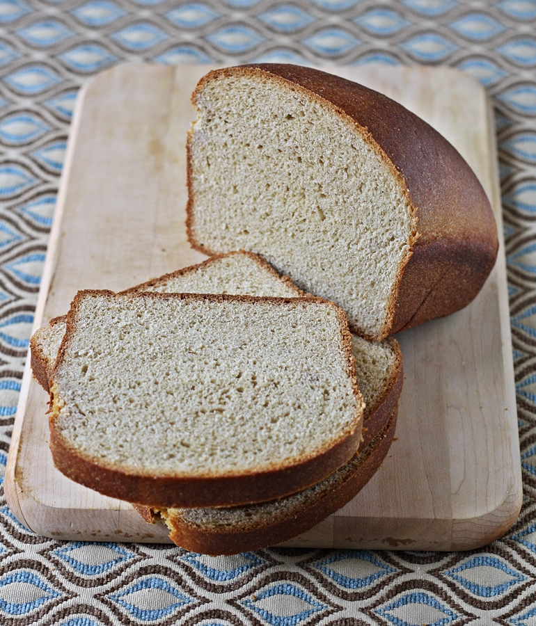 Versatile Vegetarian Kitchen Honey Whole Wheat Bread (Bread Machine