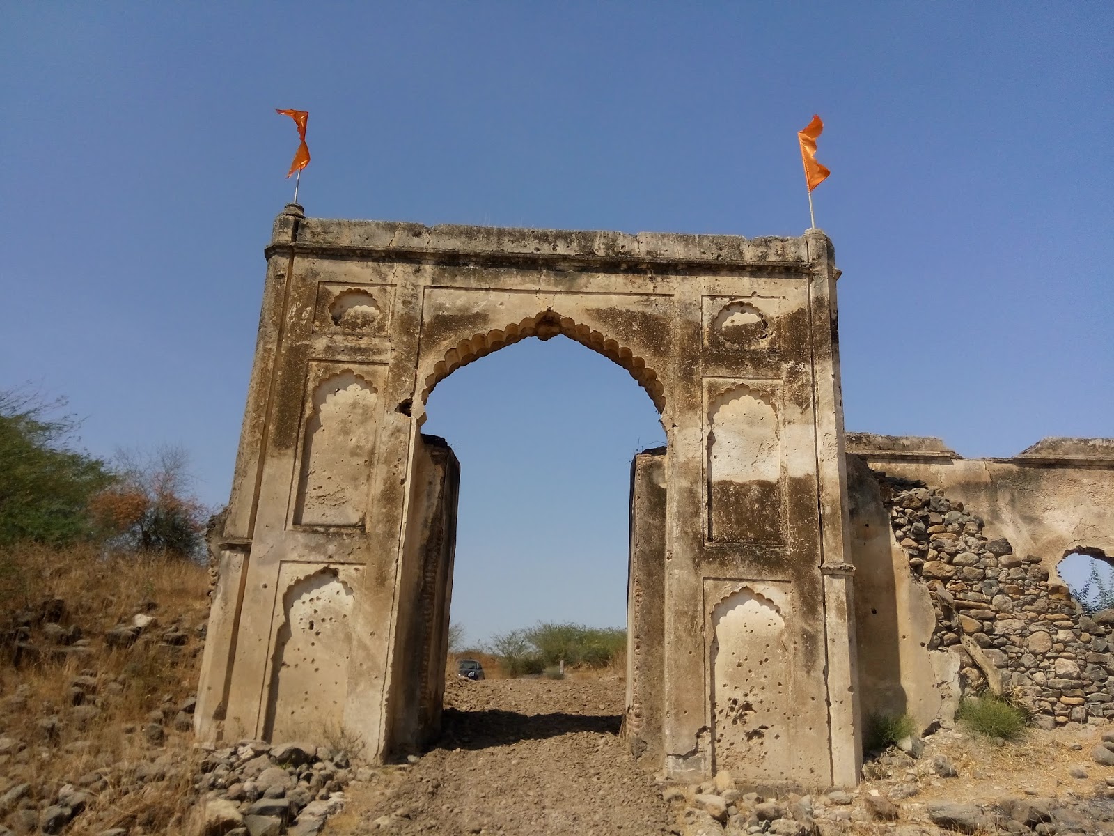 Ahmednagar Fort Information In Marathi Bahadurgad Fort aka Fort of Pedgaon aka Dharmaveergad in Ahmednagar