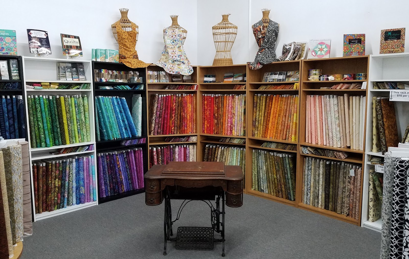 Lovin' Life At The End Of The Dirt Road The Country Store Quilt Shop