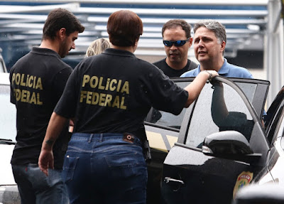 Gilmar Mendes manda soltar Garotinho e Antônio Carlos Rodrigues Gilmar Mendes manda soltar Garotinho e Antônio Carlos Rodrigues