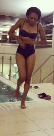 3 Actress Tana Adelana shows off hot bod in swimwear