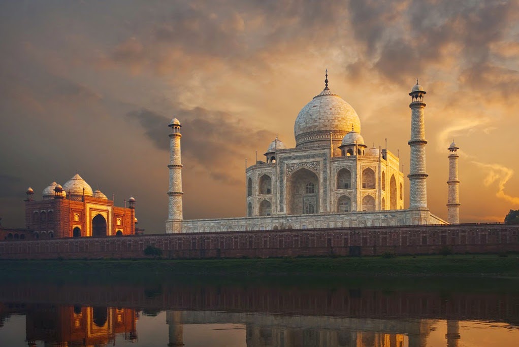 Traveleze 5 Most Magnificent Monuments Of The World
