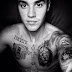 Fans reacts to Justin Bieber's shirtless selfie 