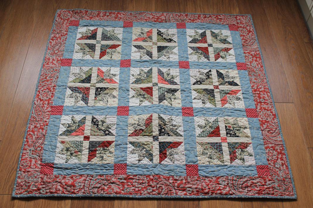 House of Quilts by Janine Quilts te koop