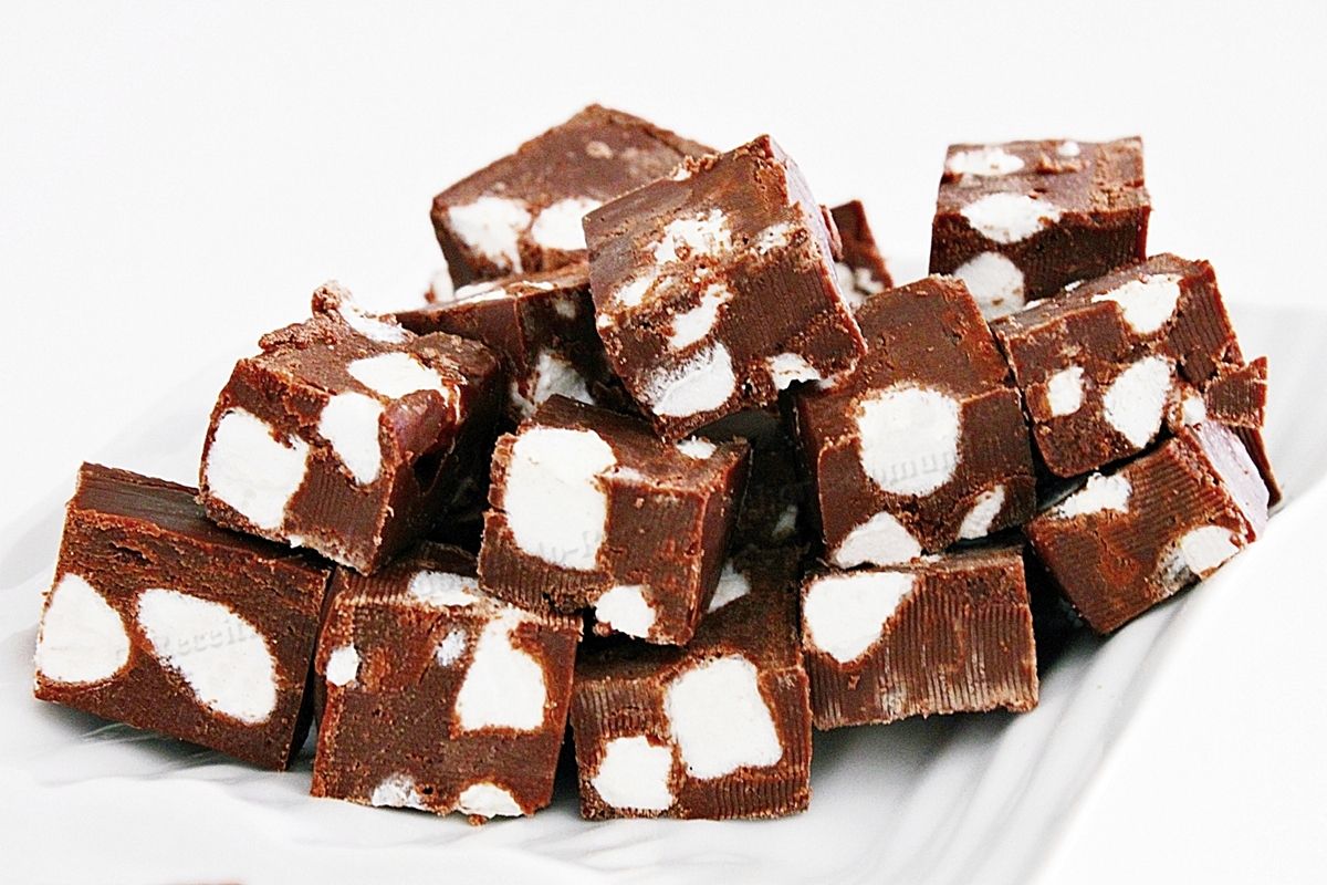 Fudge de Chocolate e Marshmallows Chocolate Marshmallow Fudge