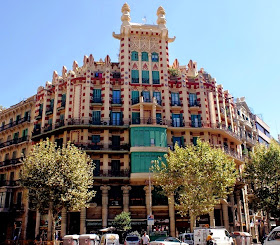 BARCELONA, AHORA Y SIEMPRE: LA CASA CHINA