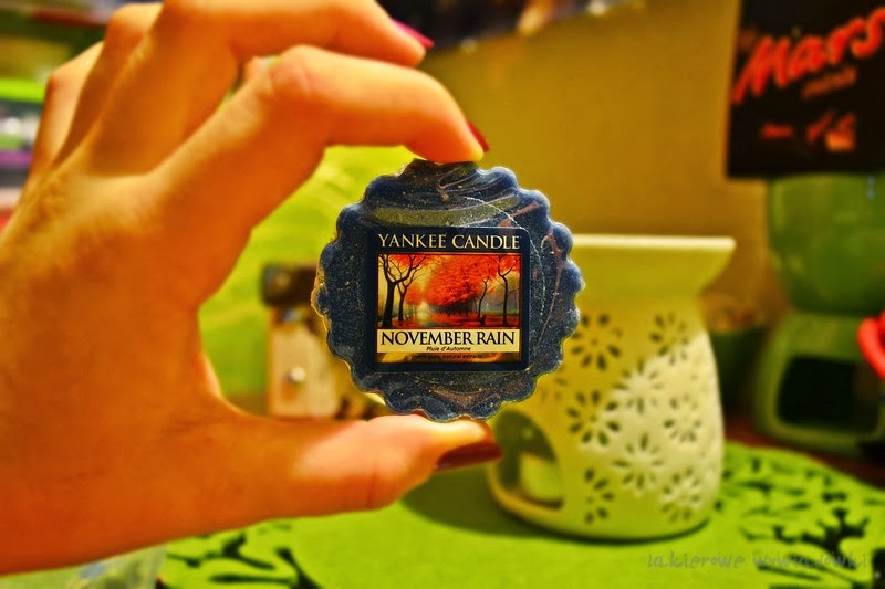 lakierowe wywiadówki Yankee Candle November Rain