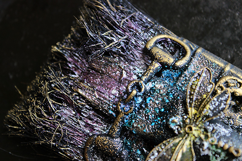 Riikka Kovasin Paperiliitin Rainbow in the dark Wow Embossing Powder