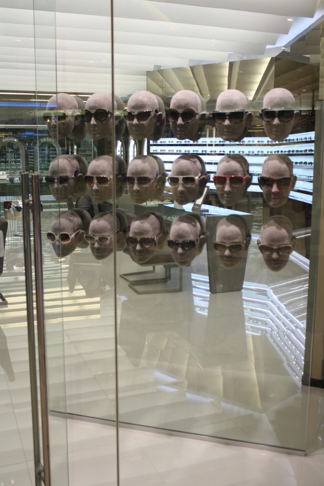 displayhunter2 Eye Lab Exclusive Heads