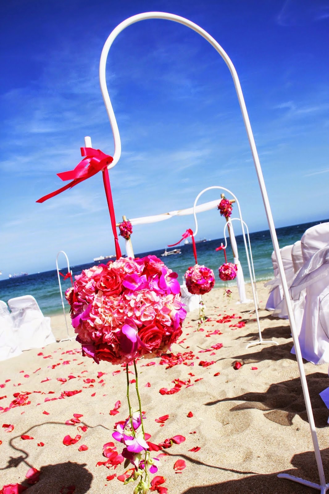 Wedding Stuff Ideas How to Plan a Beach Weddings in an Affordable Way