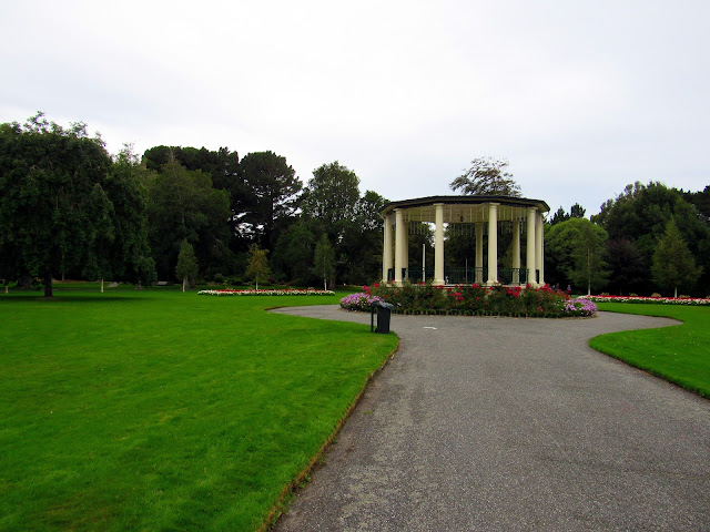 Y este cenador me dejó enamorada Cenador de Queens Park, Invercargill