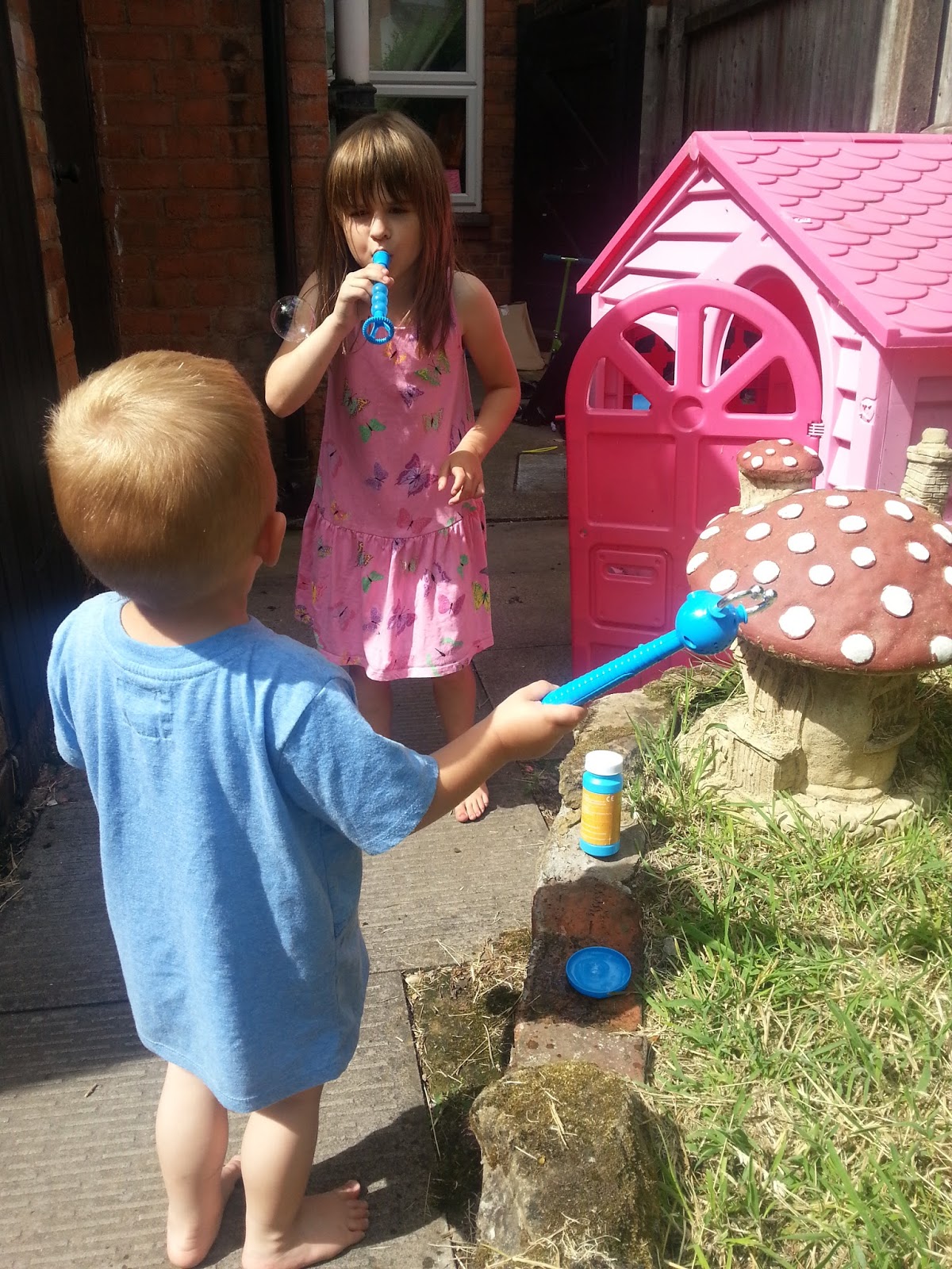 Mummy Of 3 Diaries Bubble Buster Kazoo Game Review and Competition