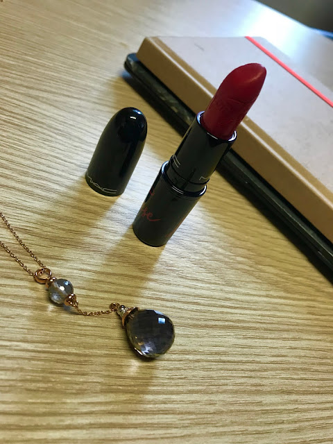 Lips and Sparkle | Manuka Lugano.