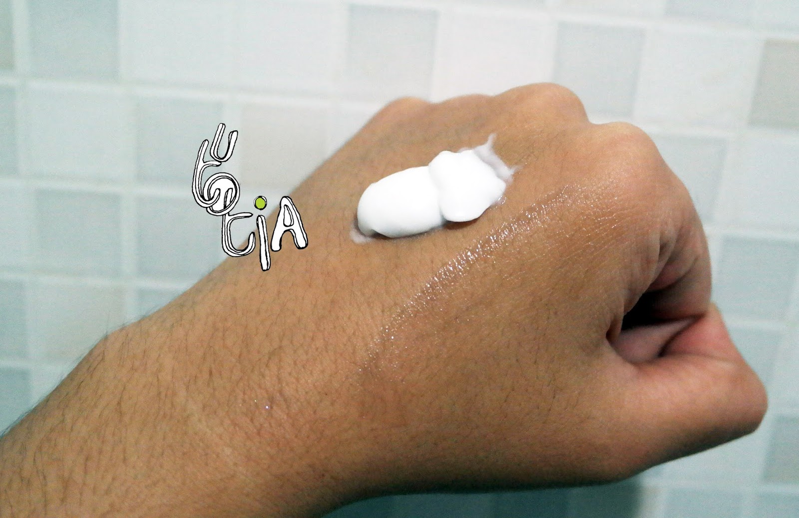 menard lisciare cleansing cream