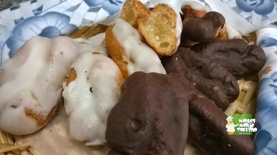 Petisus de Crema Pastelera