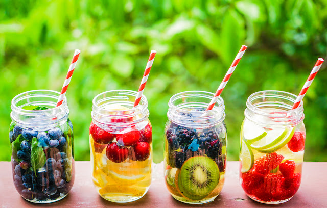 HealthTips :10 Delicious Detox Water Recipes To Clean Your Liver Q