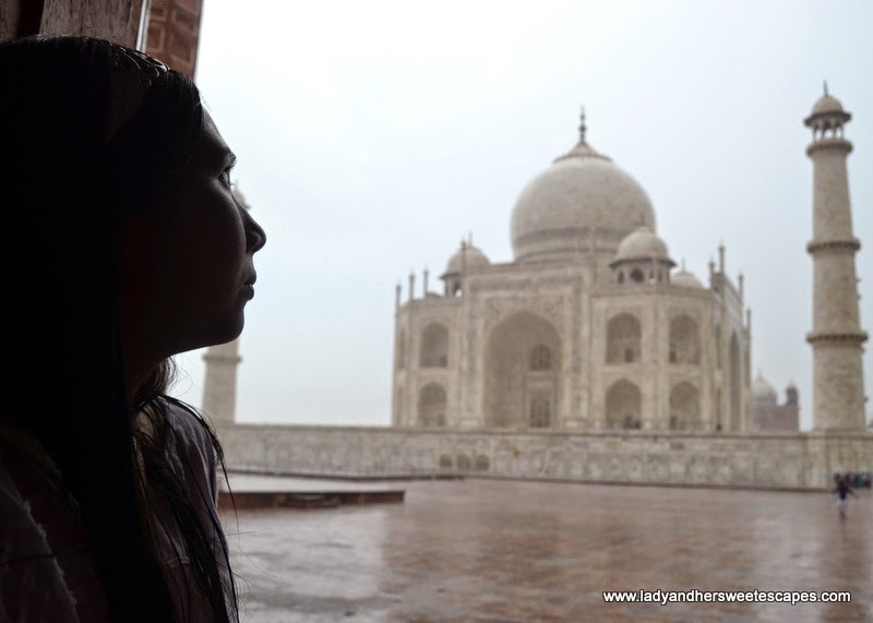 rain at Taj Mahal