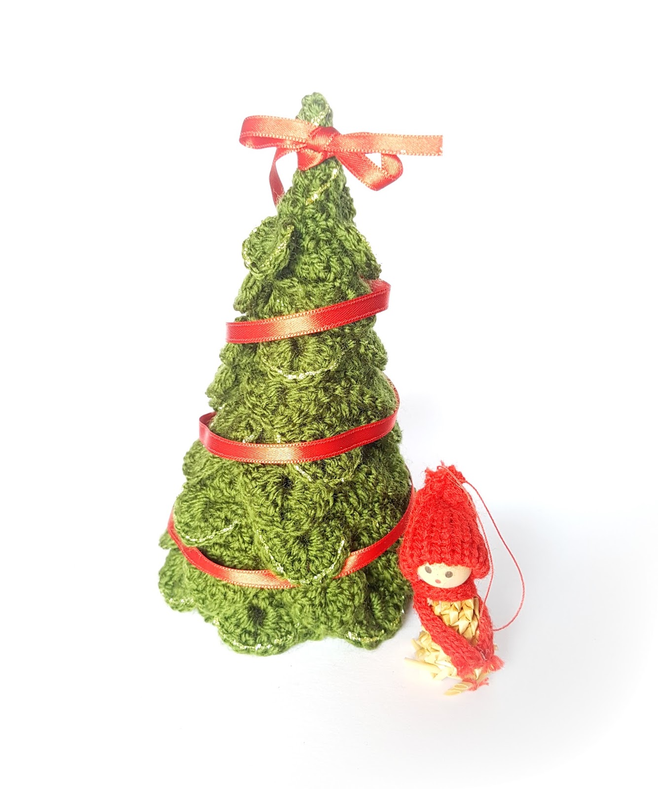 Brown n' Teal Yarn Blog Christmas Tree Crocodile Stitch Tutorial