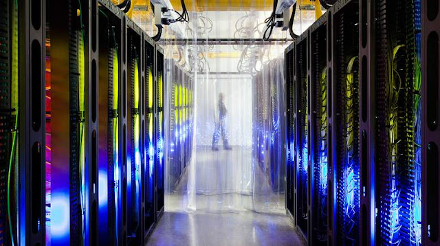 Inside Google:Pictures Of secret data centers ~ Great Panorama Picture