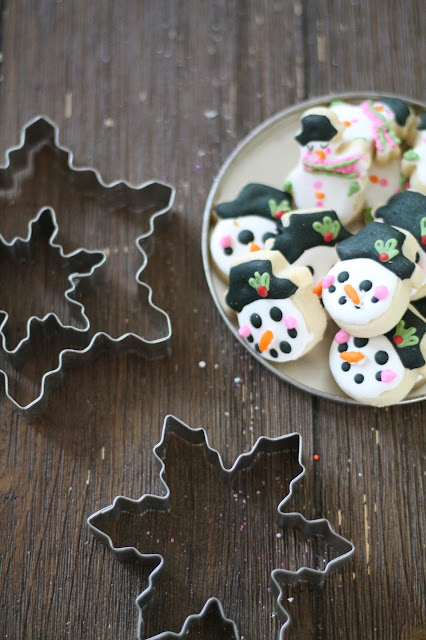 Galletas de Adviento Advent cookies, Advent treats, Christmas cookies,Christmas cookies,Baby Jesus,Advent cookies,decorated cookies,Baking ideas with kids,Advent calendar,Advent calendar treats, Baby Jesus cookies,