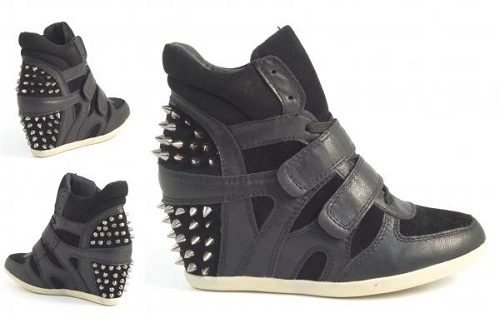 בלוג אופנה Vered'Style סניקרס עם עקב Fashion Blog Vered'Style Hidden Wedge Sneakers