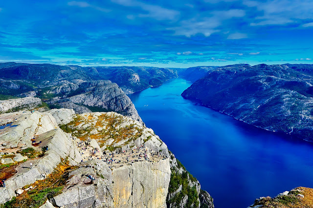 Top 3 Places You Don't Want to Miss in Norway | CosmosMariners.com