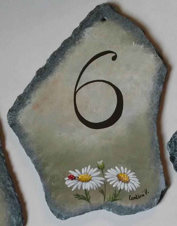 Numéro De Maison Personnalisé 'Dessin Papillon' - Plaque Adresse 12x9 Cm Peinte à La Main - Style Floral Unique