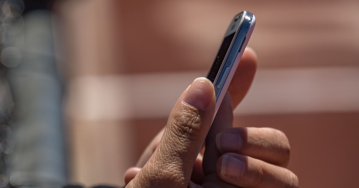 merawat hp agar lebi awet