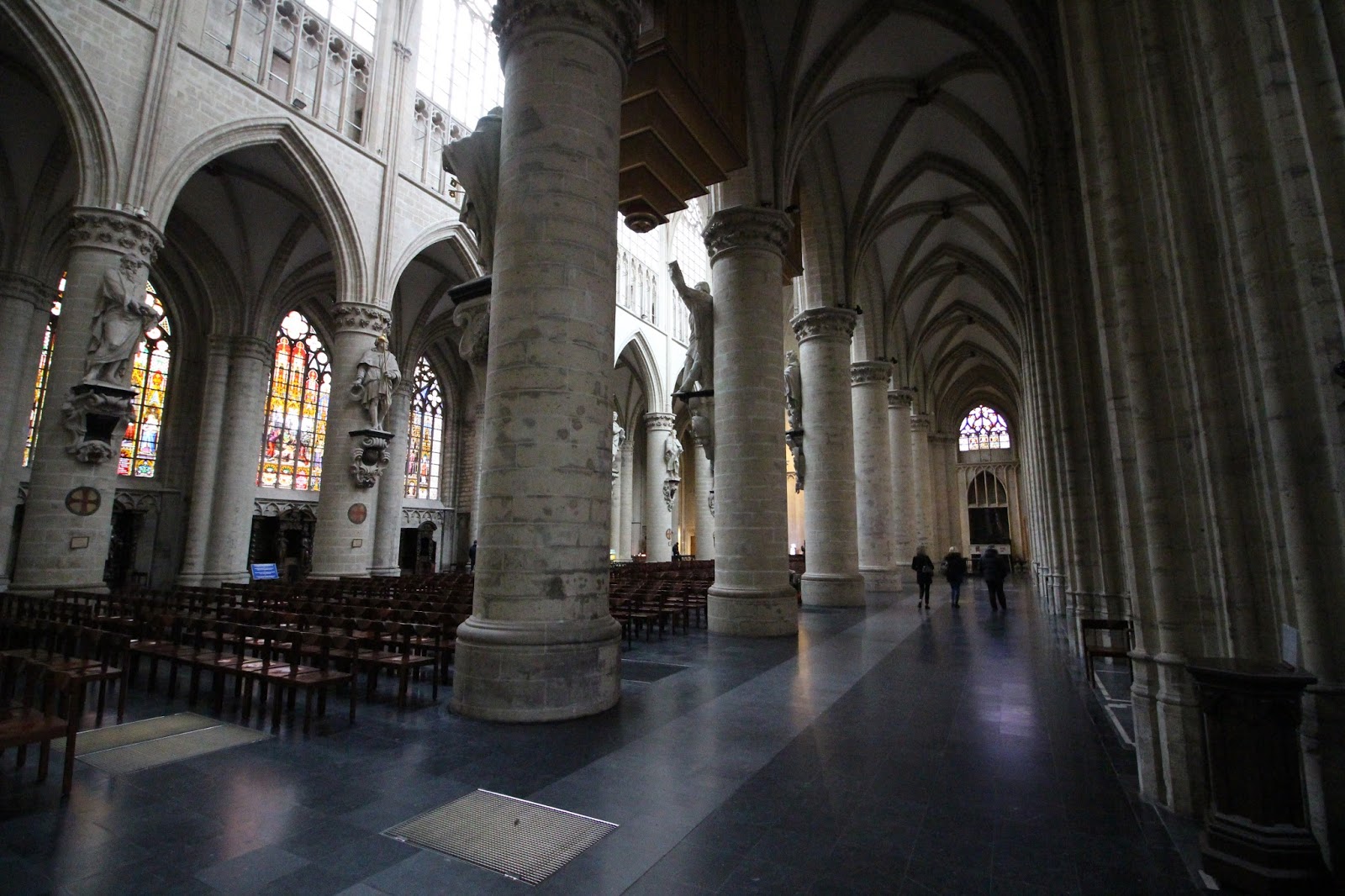 Reportage On Way Cattedrale Di San Michele E Santa Gudula Bruxelles Belgio