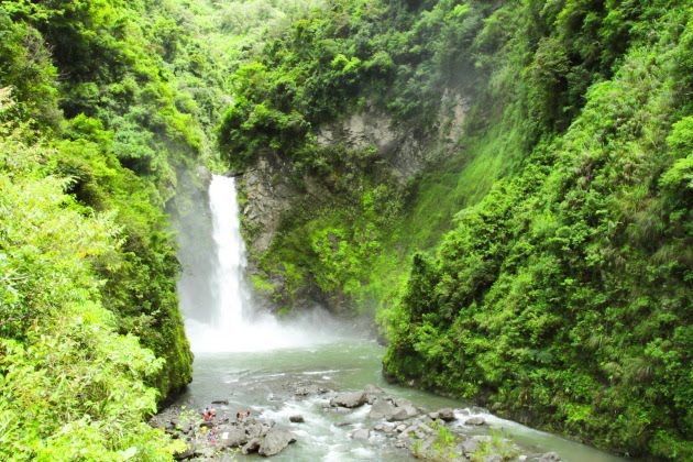 Tappiyah Falls - lovely setting near Batad, Philippines